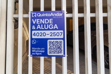 Casa para alugar com 210m², 3 quartos e 2 vagasPlaquinha