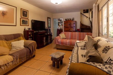 Casa para alugar com 210m², 3 quartos e 2 vagasSala