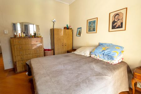 Casa para alugar com 210m², 3 quartos e 2 vagasQuarto 2