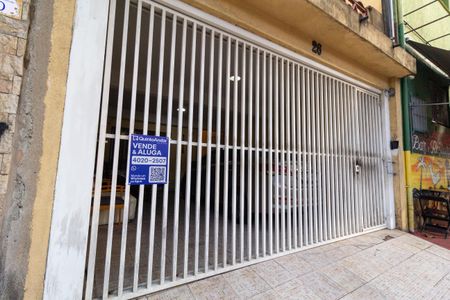 Casa para alugar com 210m², 3 quartos e 2 vagasFachada