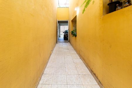 Casa para alugar com 210m², 3 quartos e 2 vagasCorredor Externo