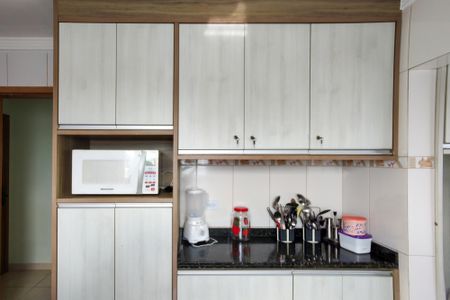 Apartamento para alugar com 92m², 2 quartos e 1 vagaCozinha