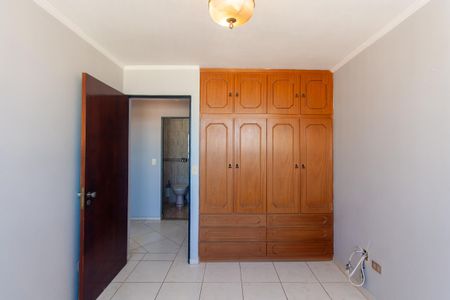 Apartamento à venda com 76m², 3 quartos e 1 vagaQuarto 2