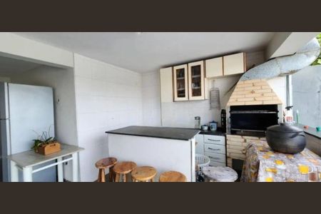 Casa à venda com 197m², 4 quartos e 2 vagas Casa à venda com 197m², 4 quartos e 2 vagasFoto 01