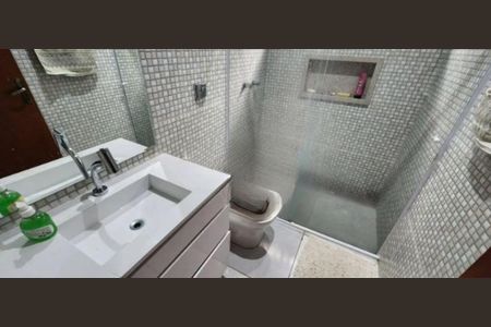 Casa à venda com 197m², 4 quartos e 2 vagas Casa à venda com 197m², 4 quartos e 2 vagasFoto 01