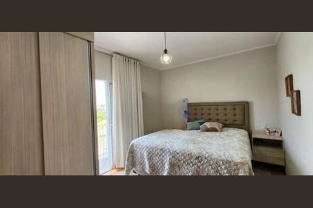Casa à venda com 197m², 4 quartos e 2 vagas Casa à venda com 197m², 4 quartos e 2 vagasFoto 01