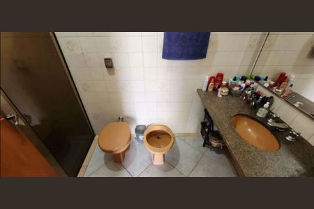 Casa à venda com 197m², 4 quartos e 2 vagas Casa à venda com 197m², 4 quartos e 2 vagasFoto 01