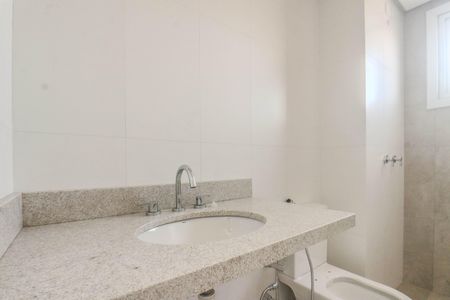 Apartamento à venda com 118m², 3 quartos e 3 vagasBanheiro da Suíte 3