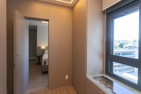 Apartamento à venda com 93m², 2 quartos e 2 vagasCloset Suite