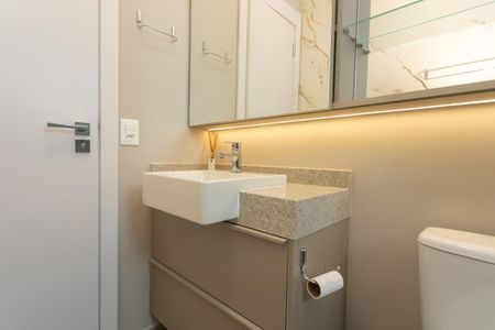 Apartamento à venda com 93m², 2 quartos e 2 vagasBanheiro Suite
