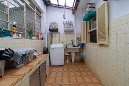 Casa à venda com 144m², 3 quartos e 1 vaga Casa à venda com 144m², 3 quartos e 1 vagaÁrea de Serviço