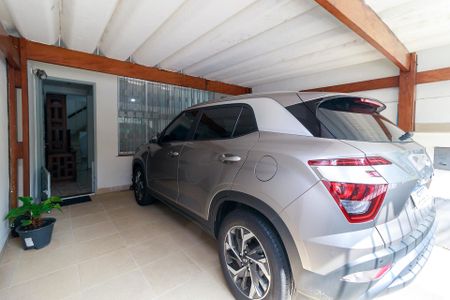 Casa à venda com 144m², 3 quartos e 1 vaga Casa à venda com 144m², 3 quartos e 1 vagaGaragem