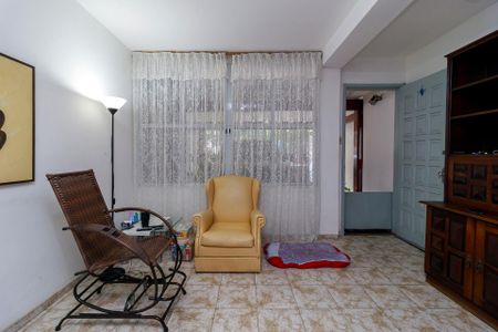 Casa à venda com 144m², 3 quartos e 1 vaga Casa à venda com 144m², 3 quartos e 1 vagaSala