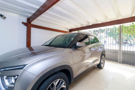 Casa à venda com 144m², 3 quartos e 1 vaga Casa à venda com 144m², 3 quartos e 1 vagaGaragem