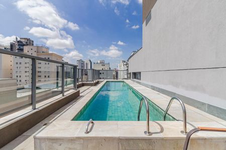 Apartamento à venda com 32m², 1 quarto e 1 vaga Apartamento à venda com 32m², 1 quarto e 1 vagaÁrea comum - Piscina