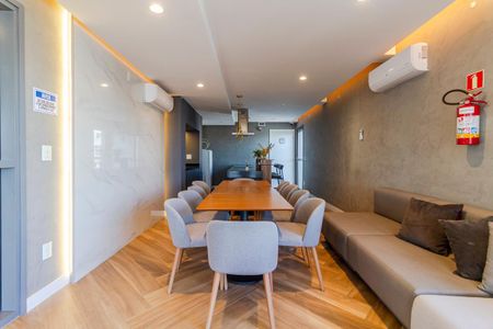 Apartamento à venda com 32m², 1 quarto e 1 vaga Apartamento à venda com 32m², 1 quarto e 1 vagaÁrea comum - Salão de festas