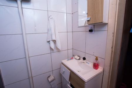 Casa à venda com 70m², 3 quartos e 3 vagasBanheiro