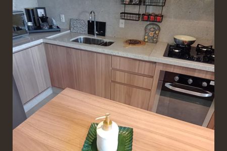 Apartamento à venda com 66m², 2 quartos e 2 vagasFoto 02