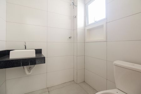 Apartamento para alugar com 45m², 2 quartos e sem vaga Apartamento para alugar com 45m², 2 quartos e sem vagaBanheiro