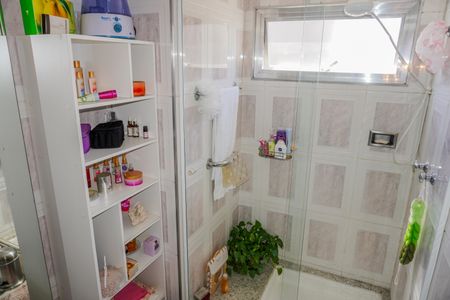 Apartamento à venda com 117m², 2 quartos e 1 vagaBanheiro/Suíte 