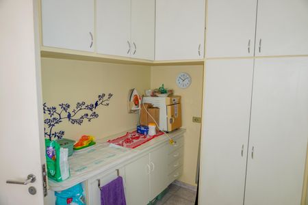 Apartamento à venda com 117m², 2 quartos e 1 vagaLavanderia