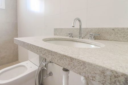 Apartamento à venda com 118m², 3 quartos e 4 vagasBanheiro da Suíte 1