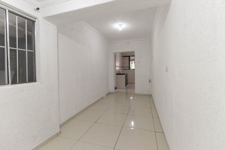 Casa para alugar com 70m², 2 quartos e 1 vaga Casa para alugar com 70m², 2 quartos e 1 vagaSala