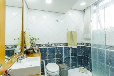 Apartamento à venda com 225m², 4 quartos e 1 vagaBanheiro Social