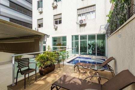 Apartamento à venda com 225m², 4 quartos e 1 vagaÁrea comum - Piscina