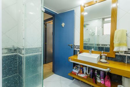 Apartamento à venda com 225m², 4 quartos e 1 vagaBanheiro Social