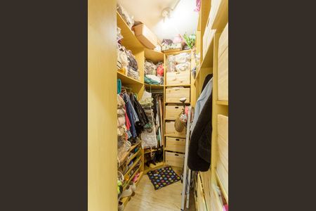 Apartamento à venda com 225m², 4 quartos e 1 vagaCloset da suíte