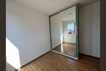Apartamento à venda com 73m², 2 quartos e 1 vagaQuarto 2