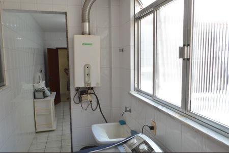 Apartamento à venda com 66m², 3 quartos e 1 vagaÁrea de Serviço