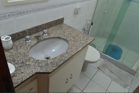 Apartamento à venda com 66m², 3 quartos e 1 vagaBanheiro