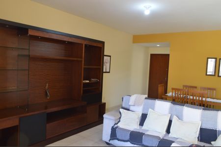 Apartamento à venda com 66m², 3 quartos e 1 vagaSala