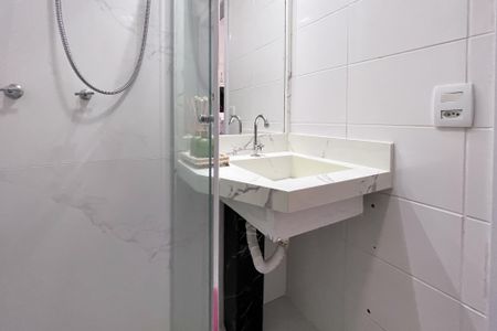 Apartamento à venda com 68m², 3 quartos e 1 vaga Apartamento à venda com 68m², 3 quartos e 1 vagaBanheiro Social