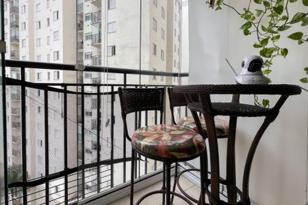 Apartamento à venda com 68m², 3 quartos e 1 vaga Apartamento à venda com 68m², 3 quartos e 1 vagaSacada