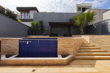 Casa de condomínio à venda com 250m², 3 quartos e 4 vagasQuintal - Piscina