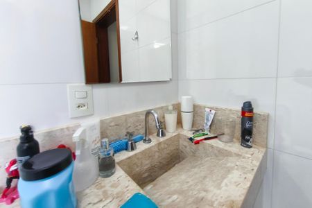 Casa de condomínio à venda com 250m², 3 quartos e 4 vagasBanheiro Suíte 1