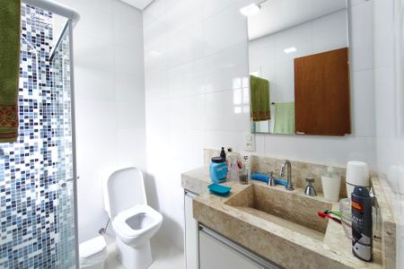 Casa de condomínio à venda com 250m², 3 quartos e 4 vagasBanheiro Suíte 1