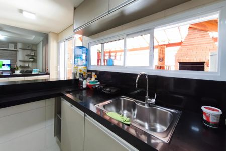 Casa de condomínio à venda com 250m², 3 quartos e 4 vagasCozinha