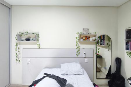 Casa de condomínio à venda com 250m², 3 quartos e 4 vagasSuíte 2