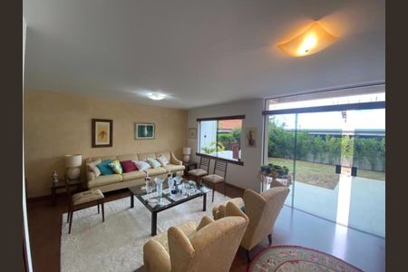 Casa de condomínio à venda com 180m², 4 quartos e 2 vagas Casa de condomínio à venda com 180m², 4 quartos e 2 vagasFoto 07