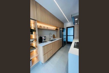 Casa de condomínio à venda com 208m², 3 quartos e 4 vagasFoto 03