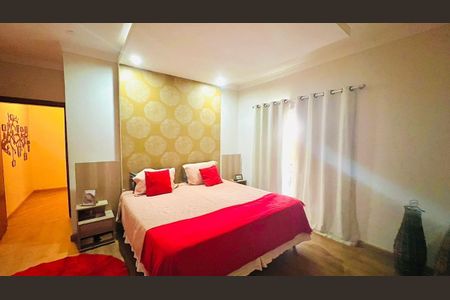 Casa de condomínio à venda com 220m², 3 quartos e 4 vagasFoto 25