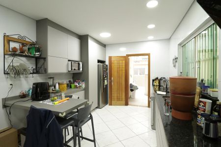 Casa à venda com 117m², 3 quartos e 2 vagas Casa à venda com 117m², 3 quartos e 2 vagasCozinha e Área de Serviço