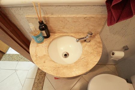 Casa à venda com 117m², 3 quartos e 2 vagas Casa à venda com 117m², 3 quartos e 2 vagasLavabo