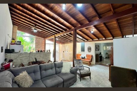 Apartamento à venda com 130m², 3 quartos e 1 vaga Apartamento à venda com 130m², 3 quartos e 1 vagaFoto 02