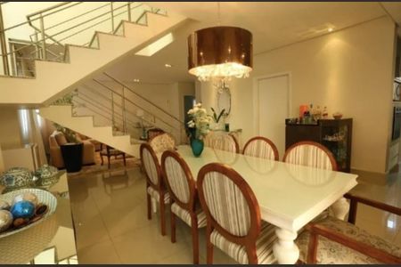 Casa de condomínio à venda com 242m², 3 quartos e 4 vagasFoto 52