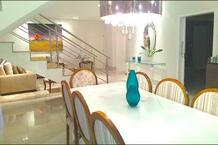 Casa de condomínio à venda com 242m², 3 quartos e 4 vagasFoto 57